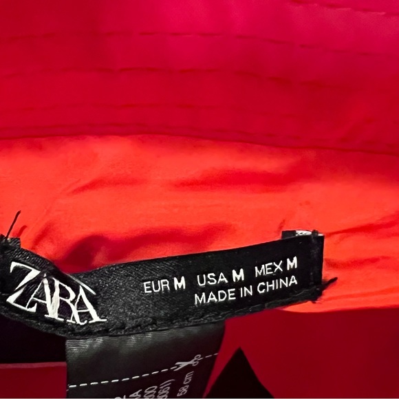 Zara Water Repellent Bucket Hat Size Medium Red - Picture 7 of 10